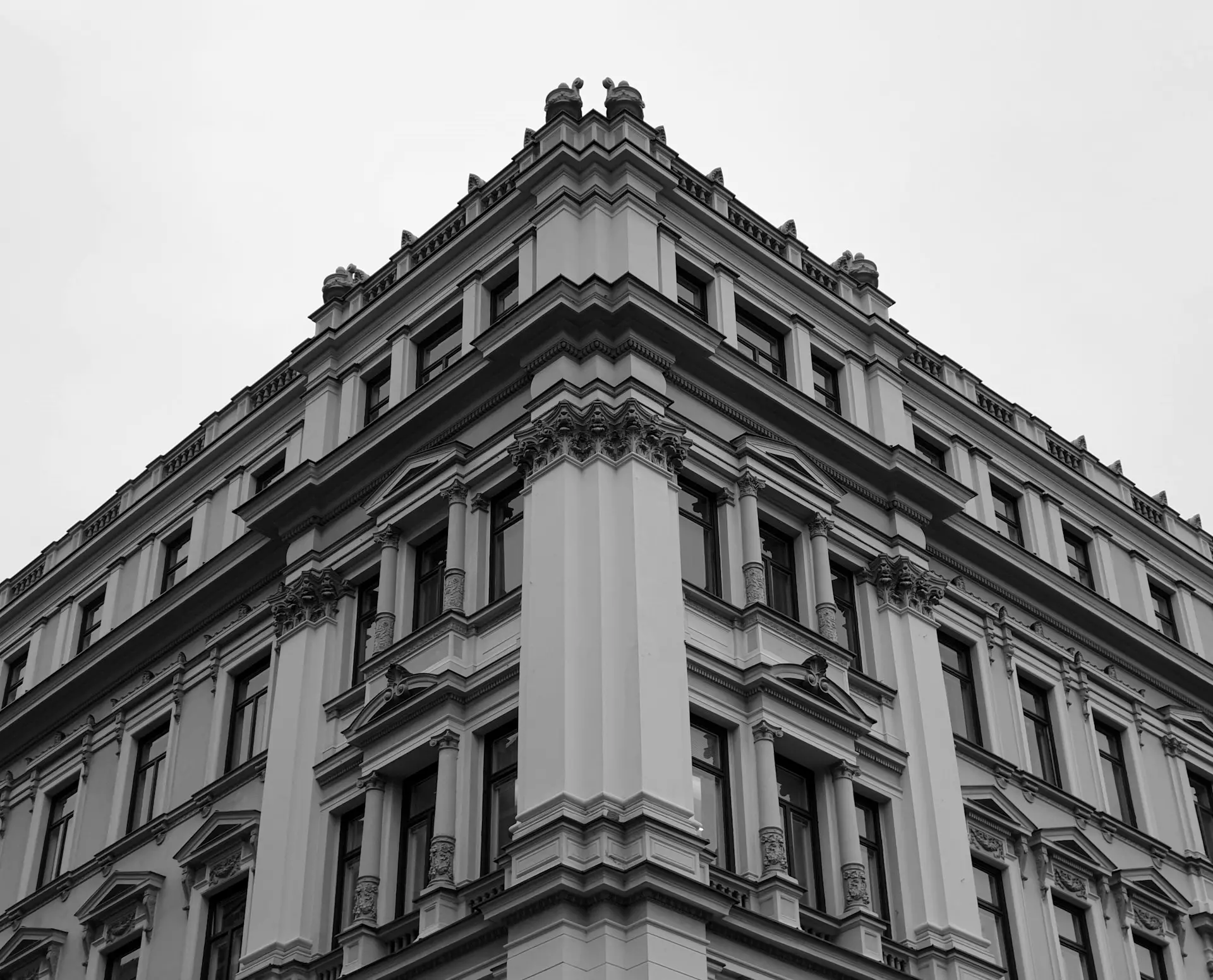 conny-schneider-e5Y4RTdOSBU-unsplash